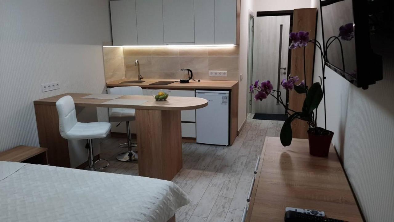 Apartment Kiev Studio With City View ภายนอก รูปภาพ